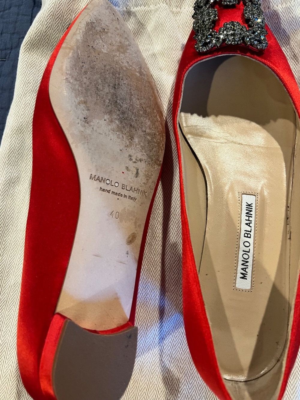 Manolo Blahnik Hangisi Flats- Red- Size 40 - Picture 4 of 4